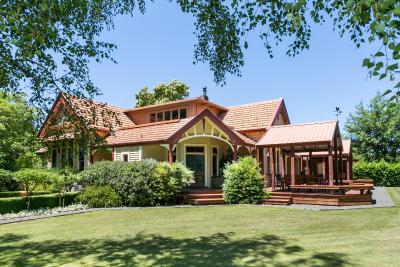 Hawthorne House
