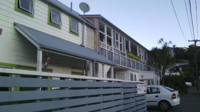 747 Motel & Car Hire