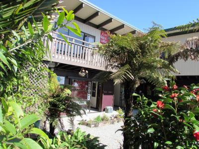 Birdsong accommodation