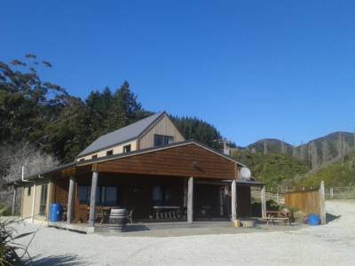 Kowhatu Estate