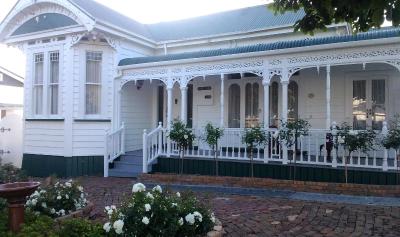 Chelsea House Bed & Breakfast