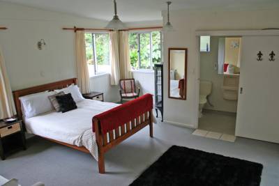 Whitianga B&B - Adults Only