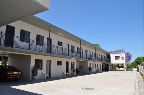 Red Cedar Motel