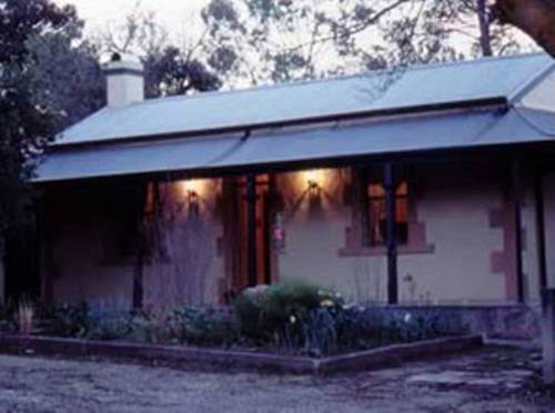 Acorn and Walnut Cottages