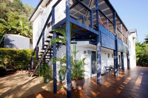 Mt Coolum Retreat 'A Bed & Breakfast'