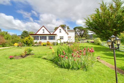 Roslyn House Bed & Breakfast
