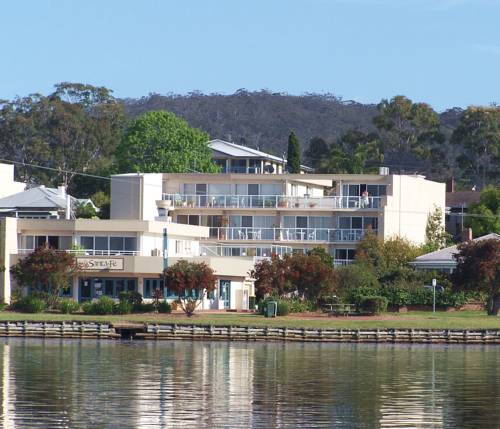 Crown Apartments