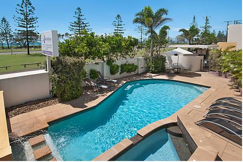 Meridian Alex Beach Apartments