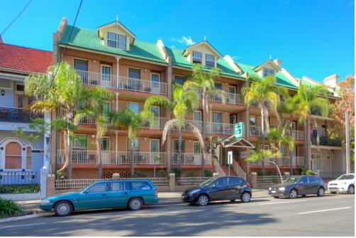 Central Railway Hotel
