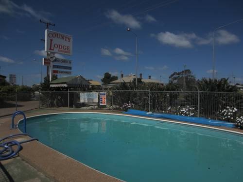 County Lodge Motor Inn