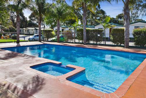 Frankston Holiday Park and Sandhurst Motel