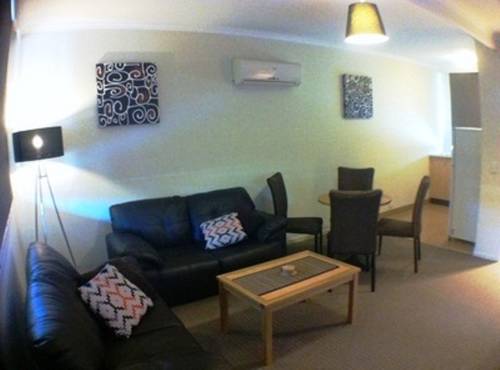 Best Western New Crossing Place Motel