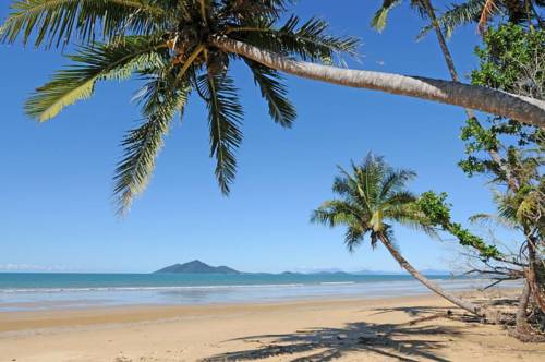 Dunk Island View Caravan Park