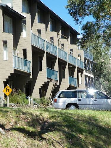 Warrina 12