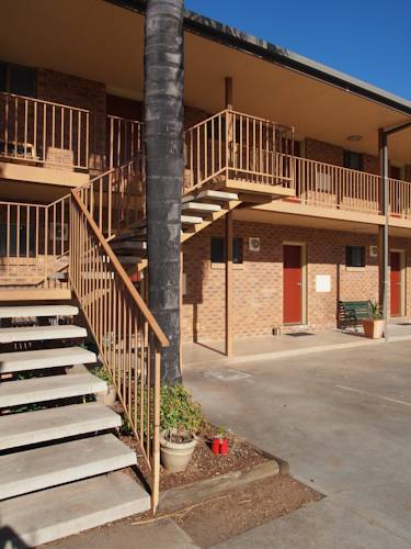 Cobar Town & Country Motor Inn