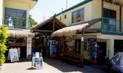 Sleeping Inn Backpackers Resort