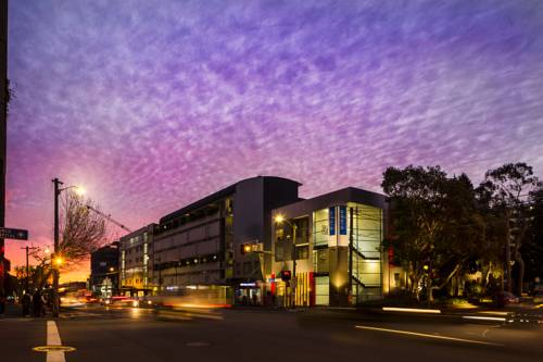 Adara Camperdown Hotel