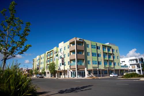 Quest Mawson Lakes