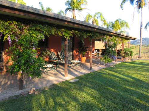 Hillcrest Mountain View Retreat