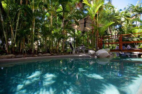 Seascape Holidays - Coral Apartments