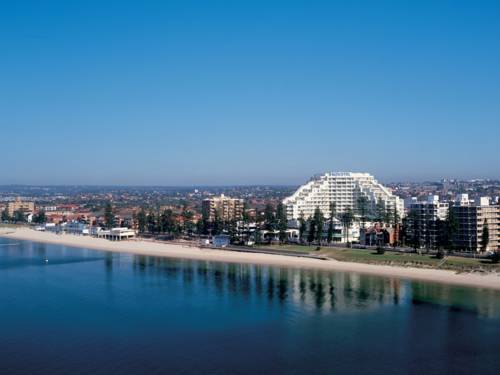 Novotel Brighton Beach