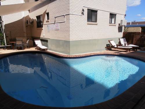 Beachside Court Holiday Apartments