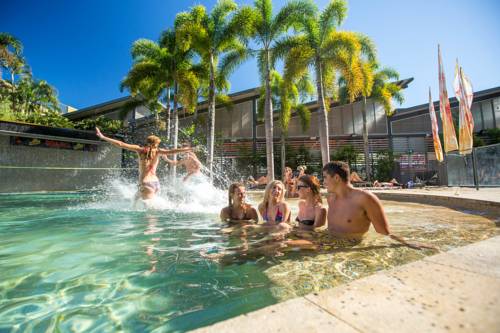 Gilligan's Backpacker Hotel & Resort Cairns