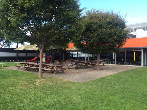 Foreshore Motel & Tavern Hobart (Lauderdale)