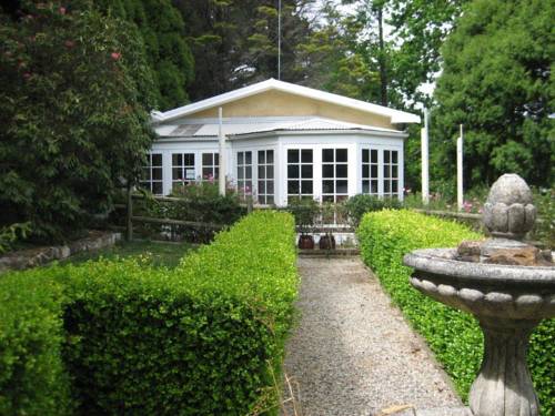 Bridal Falls Cottage