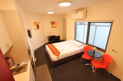 Alston Apartments Hotel