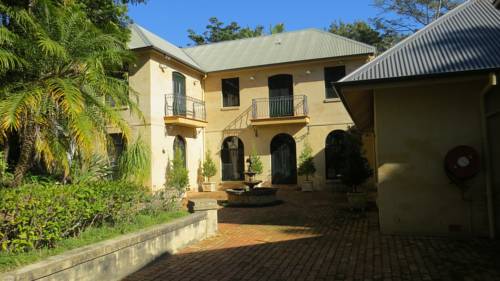 Victoria's At Ewingsdale