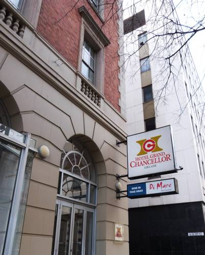 Hotel Grand Chancellor Adelaide on Currie