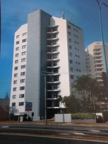 Burleigh Gardens North Hi-Rise Holiday Apartments