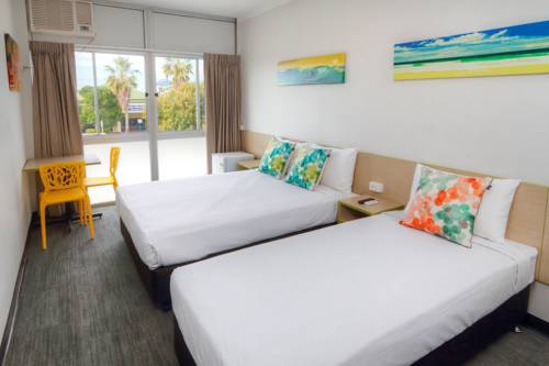 Palm Beach Hotel