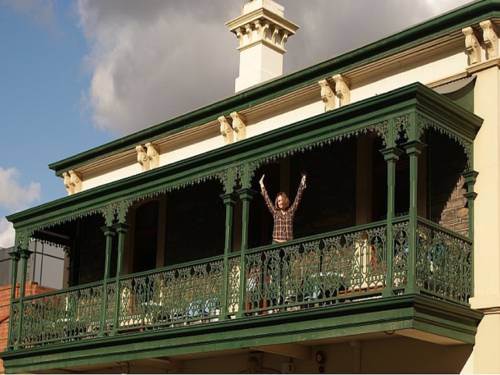 Adelaide's Shakespeare Backpackers International Hostel