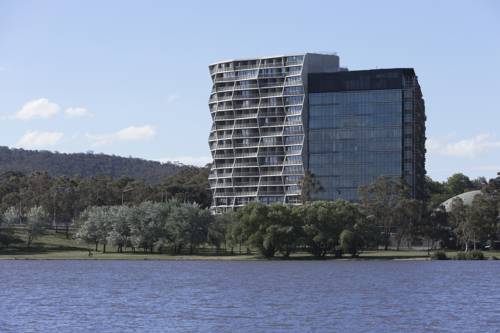 Design Icon Apartments at NewActon, managed by Hotel Hotel