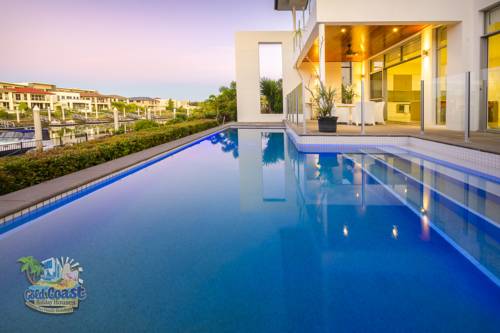 Holiday Home Vogue Living @ Hope Island Resort
