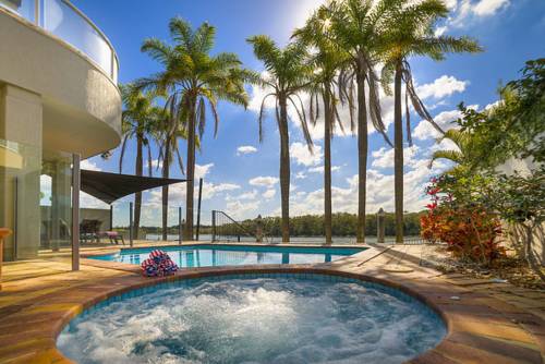 Holiday Home Sanctuary Cove Blue