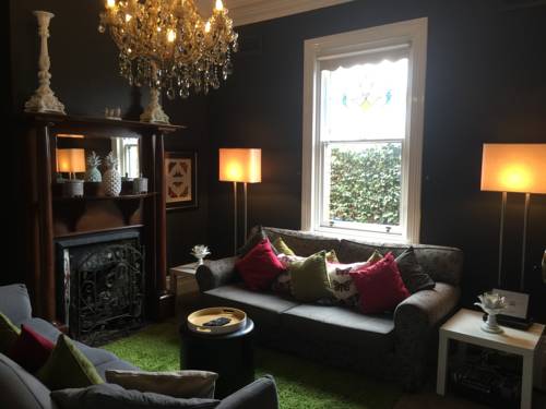 94 Highett - Inner City Period Home