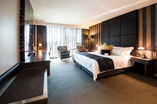 Emporium Hotel