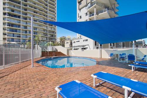 Rainbow Commodore Apartments