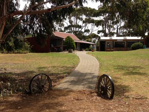 Seal Bay Cottages - Kaiwarra
