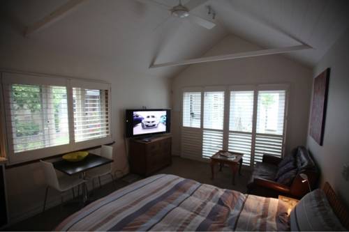 The Orient Cabin