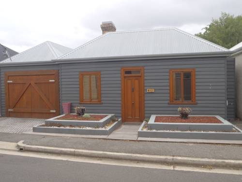 4 Crown Street