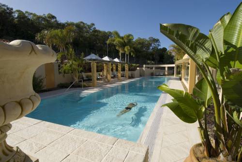 Noosa Springs Golf & Spa Resort