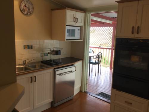 Redcliffe Holiday Let