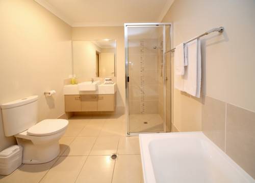 Direct Hotels - Villas on Rivergum