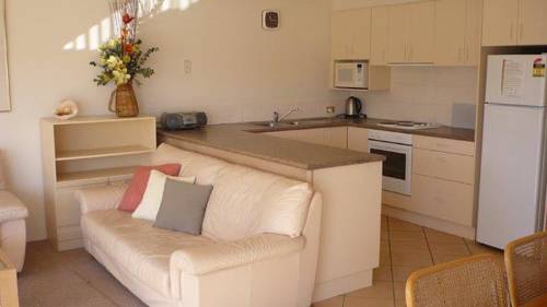 Pelican Waters 1