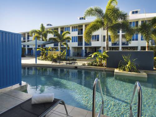 Oaks Lagoons