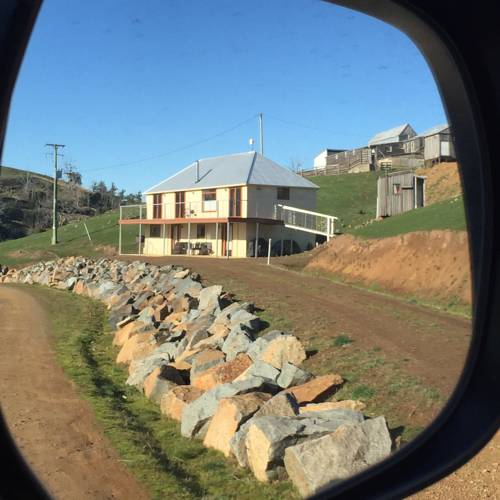 28 gates Luxury Farmstay and Fishery
